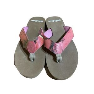 Women’s Field And Stream Flip Flops. Size 7